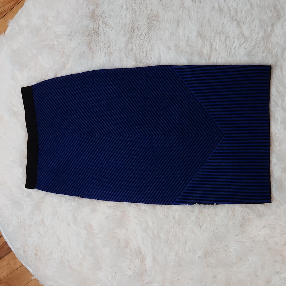 Cynthia Rowley midi length blue and black knit pencil skirt
